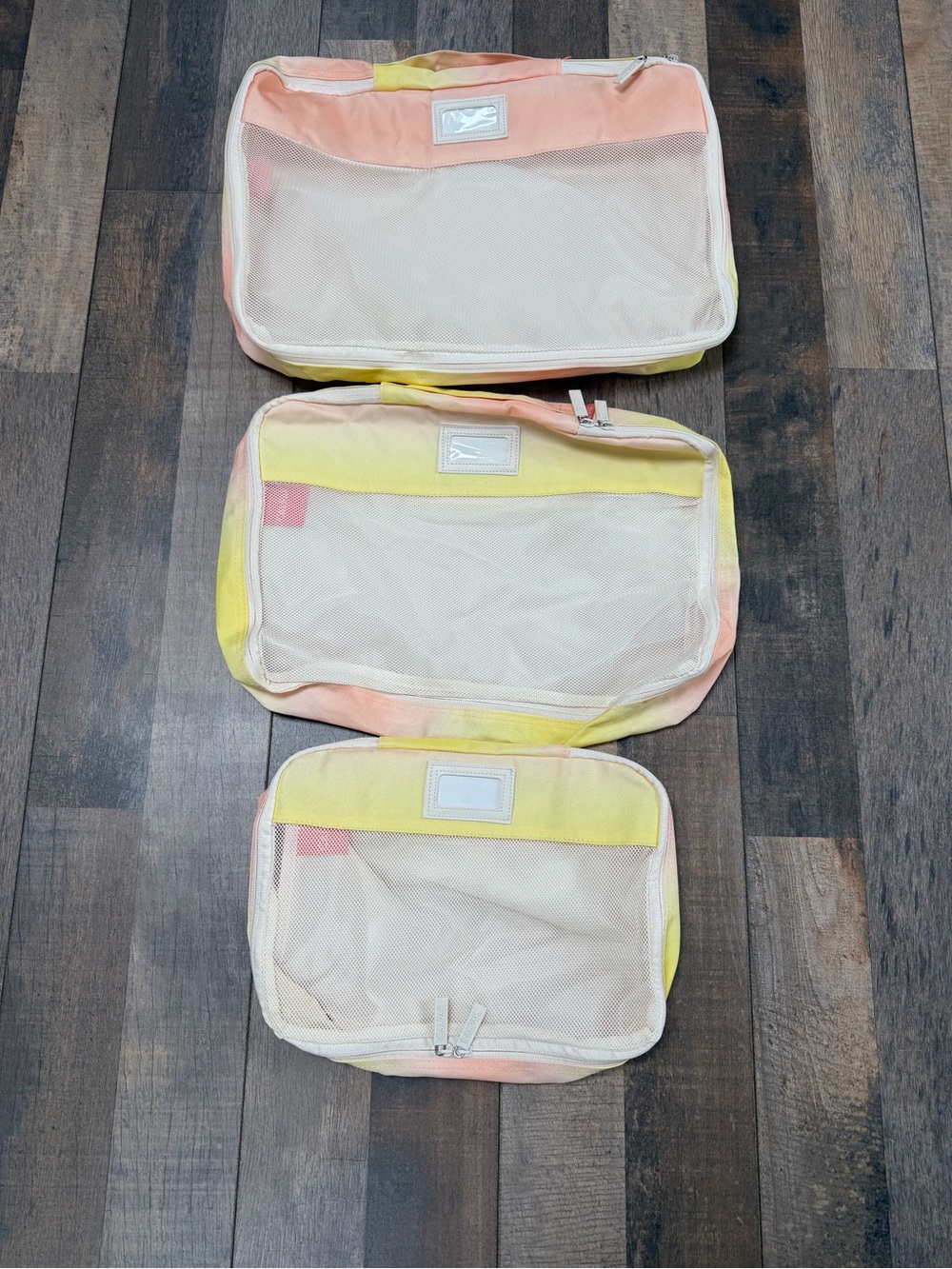 Calpak packing cube set